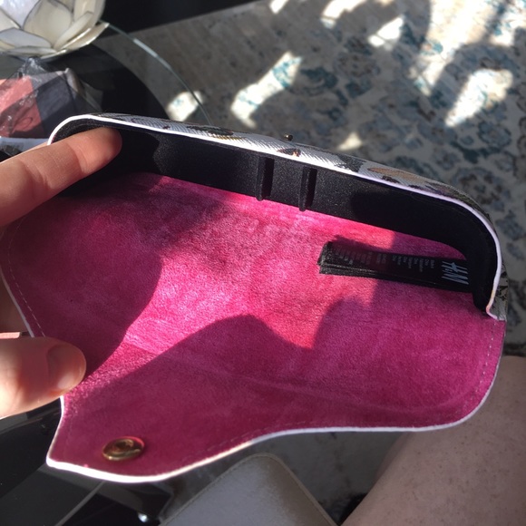 HM sunglasses cases - Picture 4 of 6
